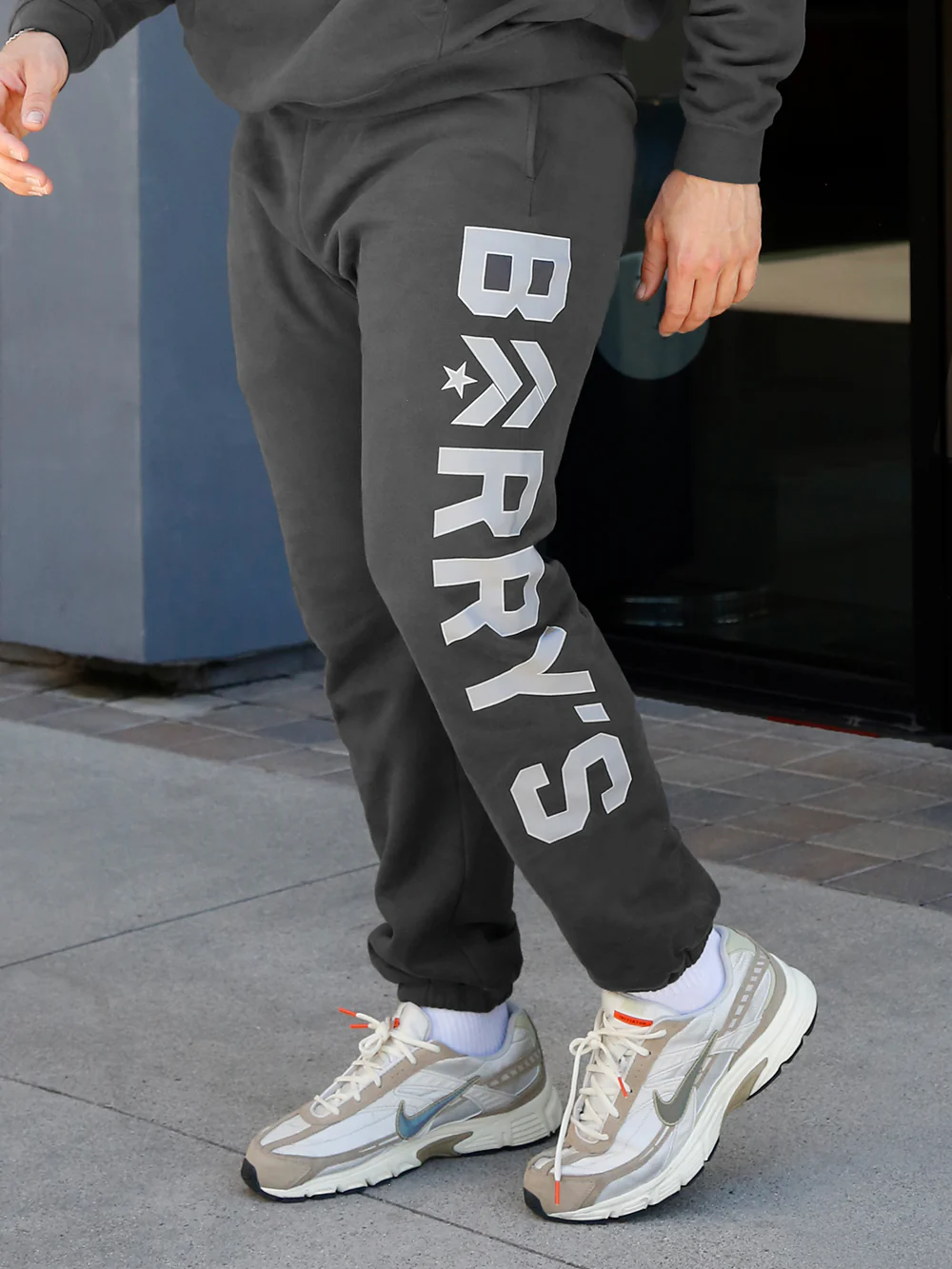 BARRY'S CHARCOAL UNISEX SWEATPANT - Image 4